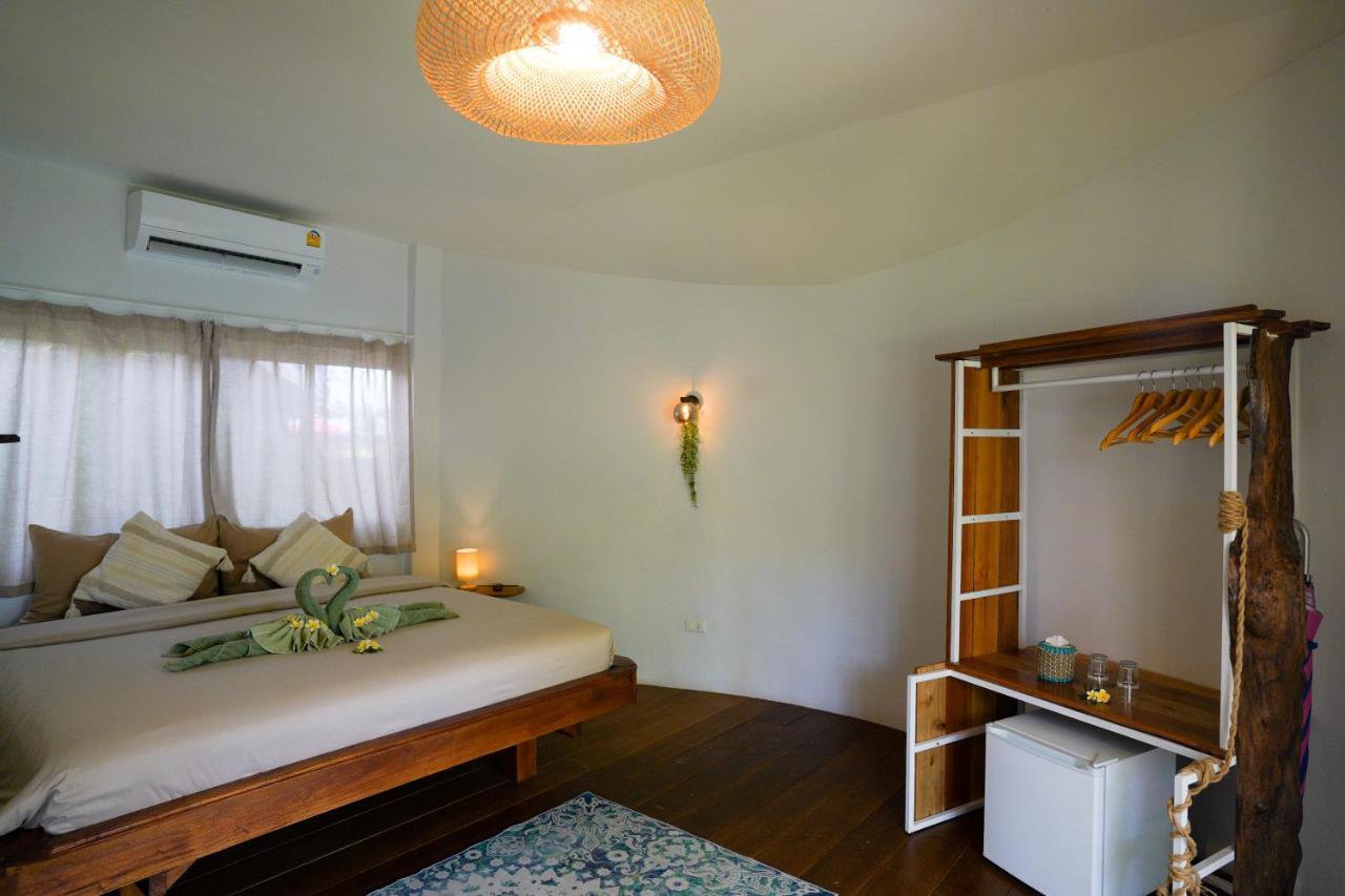 Ocean Vibes Hotel Thongszala Kültér fotó