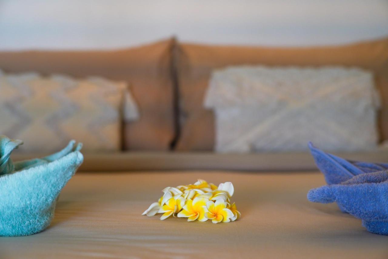 Ocean Vibes Hotel Thongszala Kültér fotó