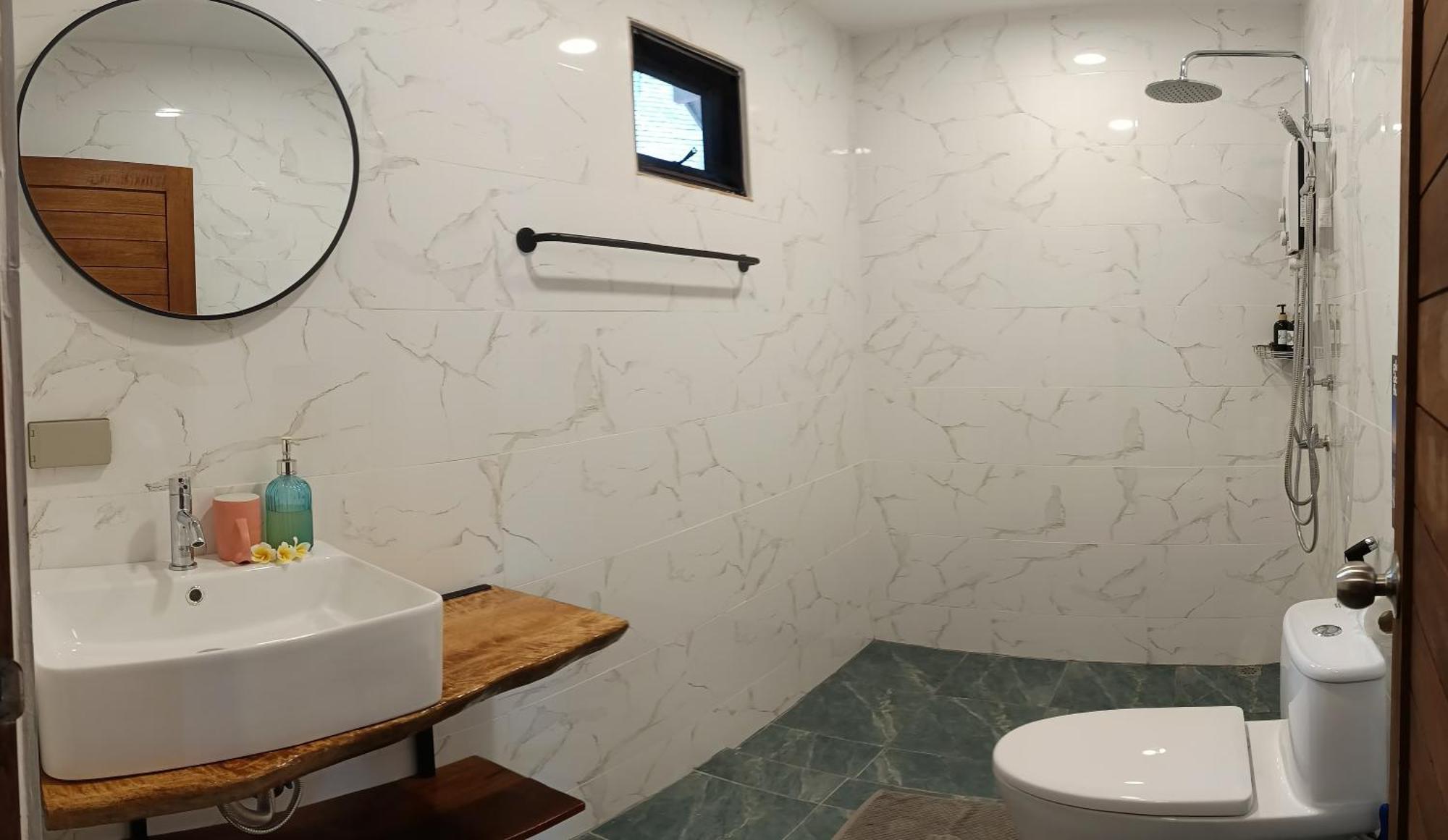 Ocean Vibes Hotel Thongszala Kültér fotó